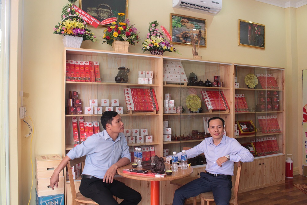 CUA-HANG-TRAM-HUONG-DONG-NAI_1