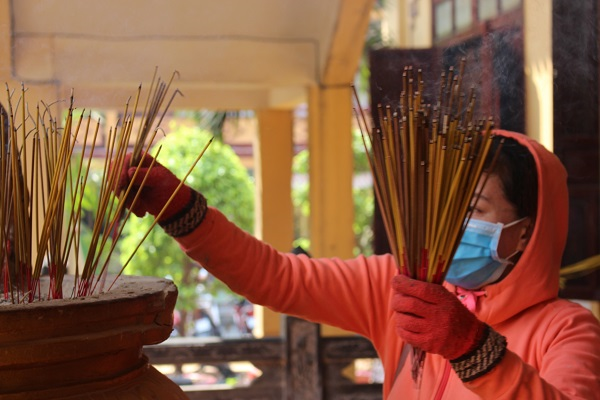 thap-huong_2