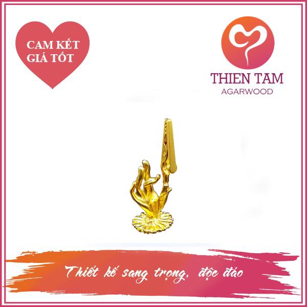 Bàn Tay Phật kẹp nhang khoanh, không tăm